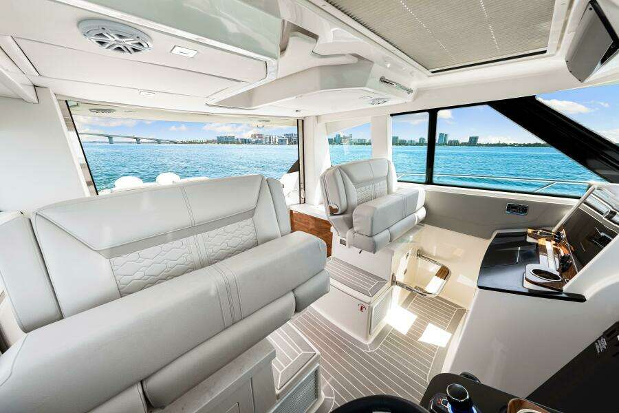 STAY SEA 43ft Tiara Yachts Yacht For Sale