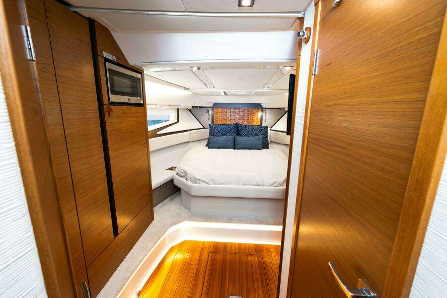 STAY SEA 43ft Tiara Yachts Yacht For Sale