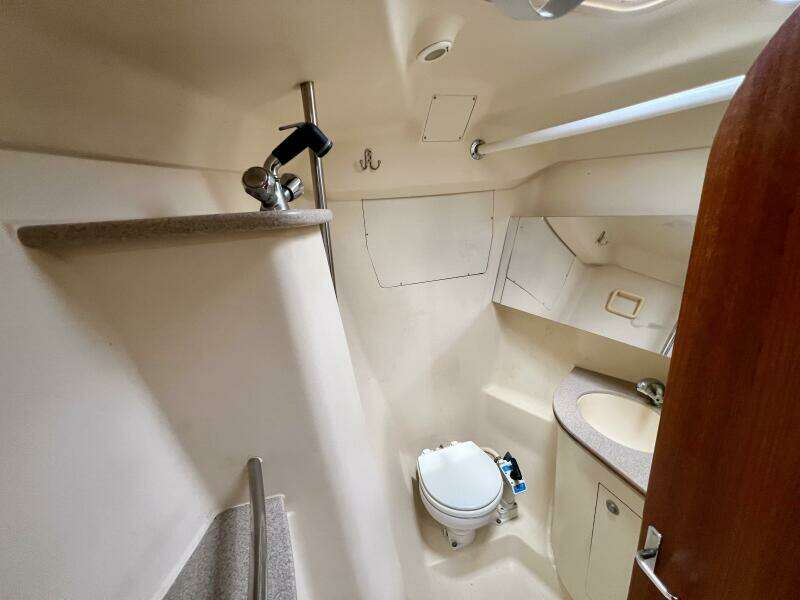 Dream Catcher 40ft Hunter Yacht For Sale