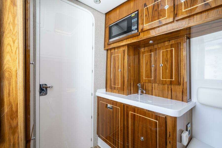 53ft HCB Yacht For Sale