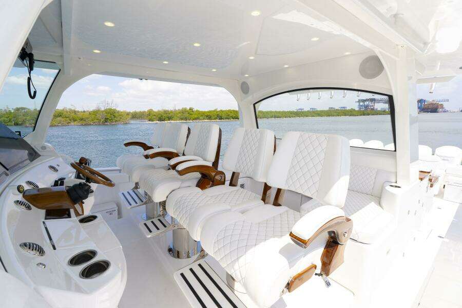 65ft HCB Yacht For Sale