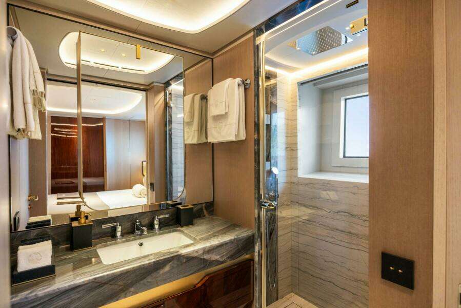 BELLA VITA 116ft Benetti Yacht For Sale