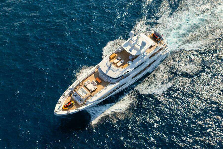 BELLA VITA 116ft Benetti Yacht For Sale