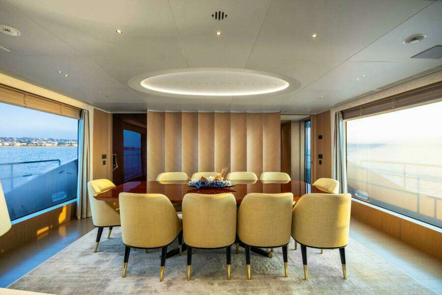 BELLA VITA 116ft Benetti Yacht For Sale