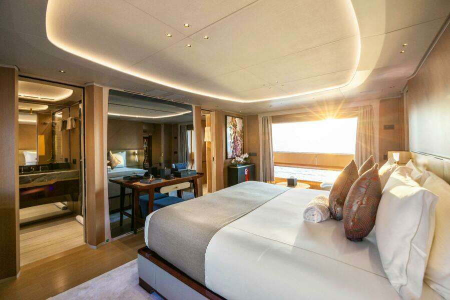 BELLA VITA 116ft Benetti Yacht For Sale
