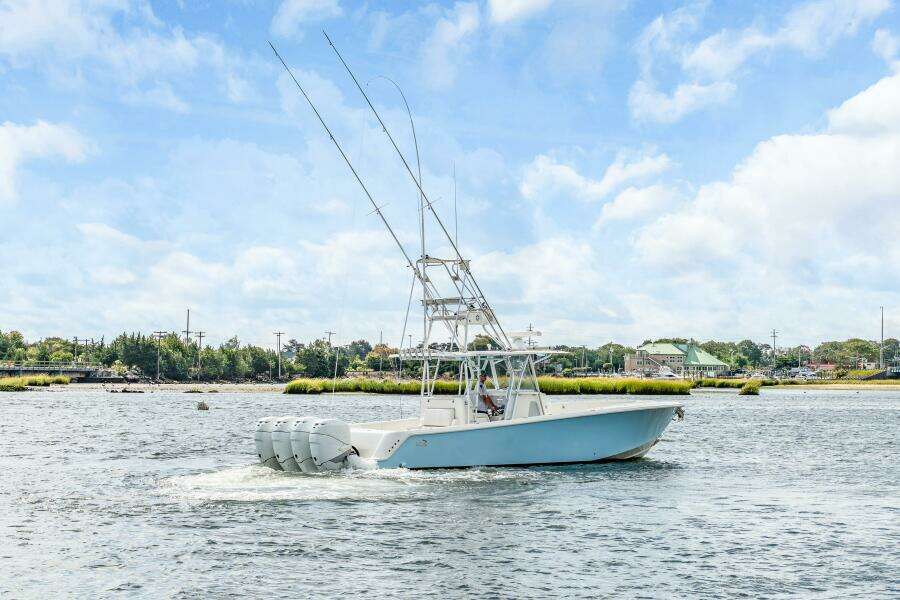 39ft SeaVee Yacht For Sale