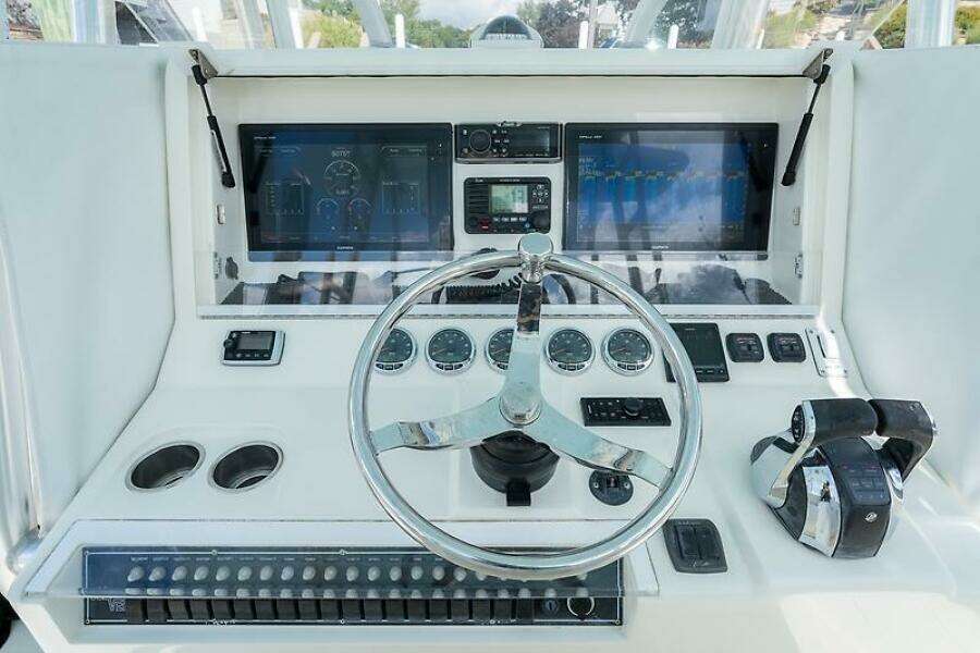 39ft SeaVee Yacht For Sale