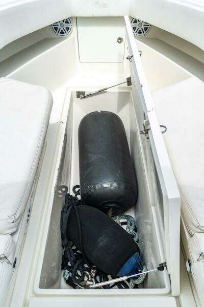 39ft SeaVee Yacht For Sale