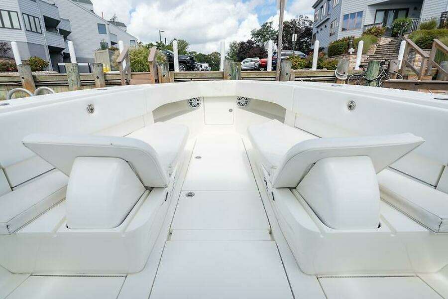 39ft SeaVee Yacht For Sale