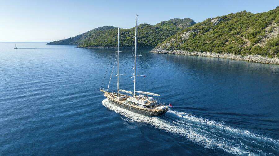 ATLANTIKA 131ft Costruzioni Navali Tigullio Castagnola Yacht For Sale