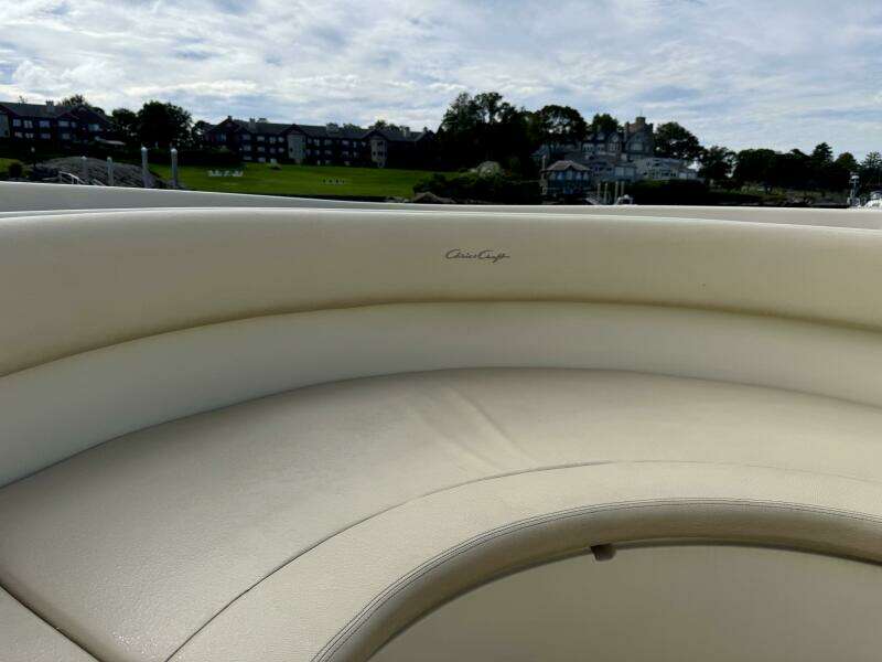 Wrap-Around Bow Seating