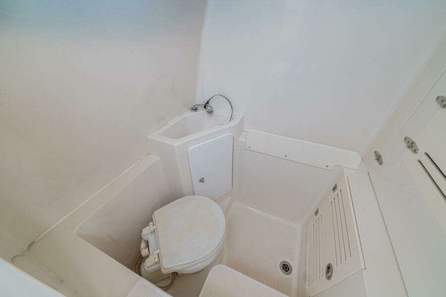 34ft Jupiter Yacht For Sale