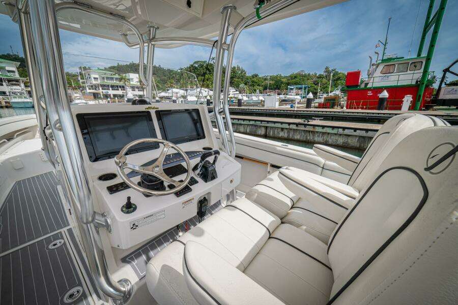 34ft Jupiter Yacht For Sale