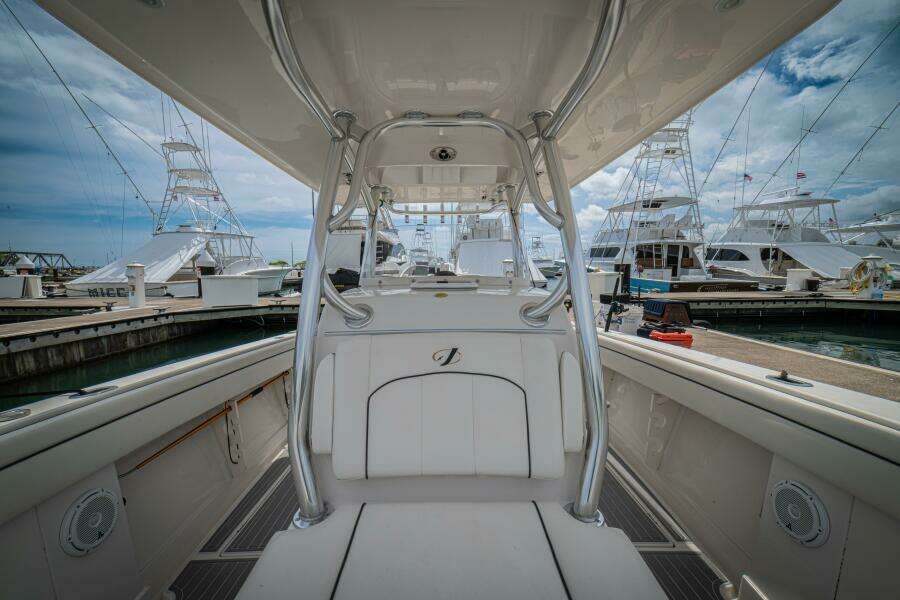 34ft Jupiter Yacht For Sale