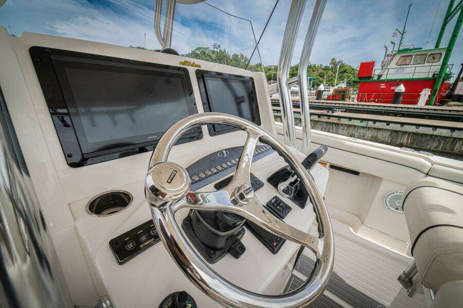 34ft Jupiter Yacht For Sale