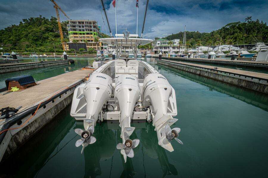 34ft Jupiter Yacht For Sale