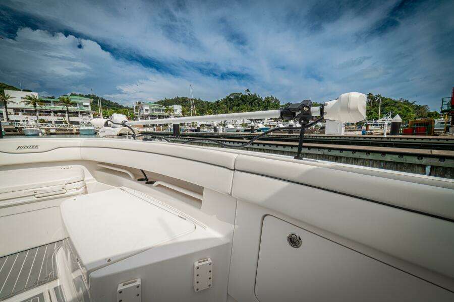 34ft Jupiter Yacht For Sale