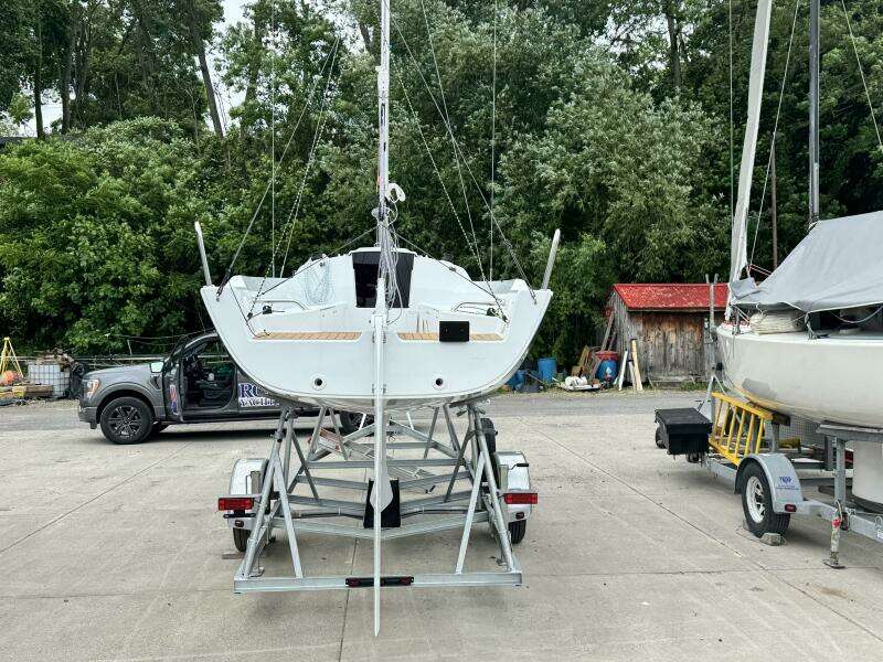 23ft J Boats Yacht For Sale