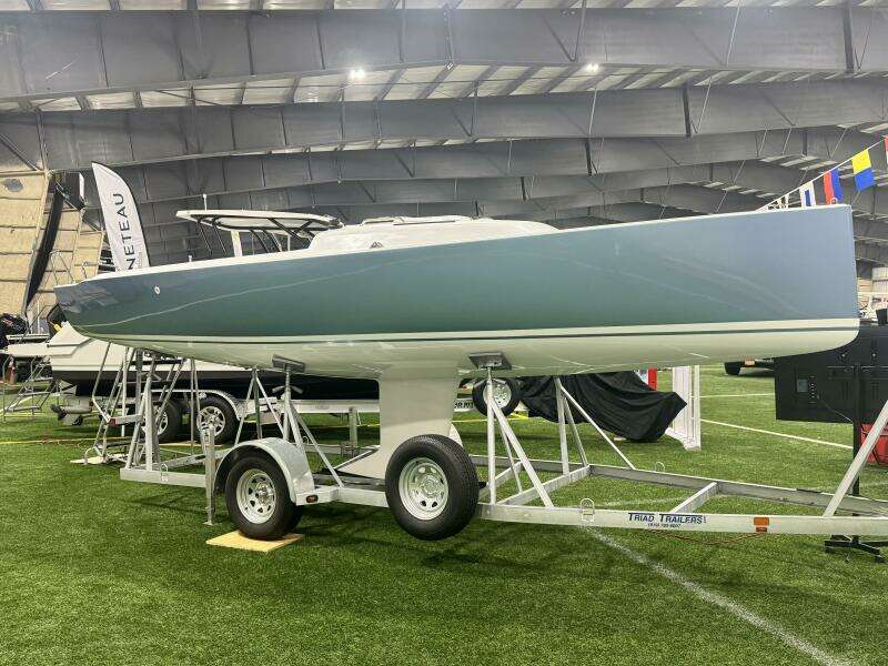 23ft J Boats Yacht For Sale