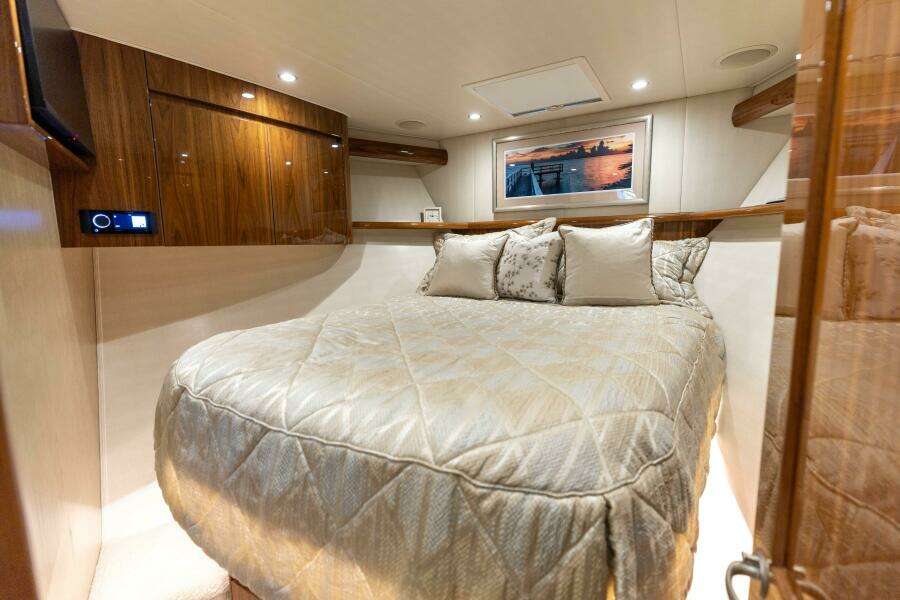 2018 Viking 62 Convertible- Da'Grits-VIP Stateroom