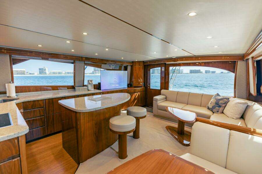 2018 Viking 62 Convertible- Da'Grits- Salon