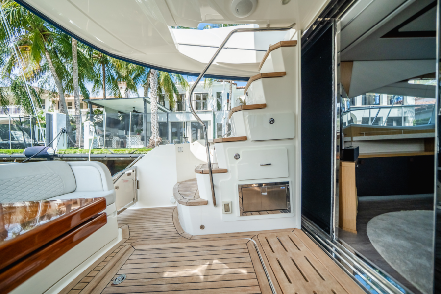 59ft Sea Ray Yacht For Sale