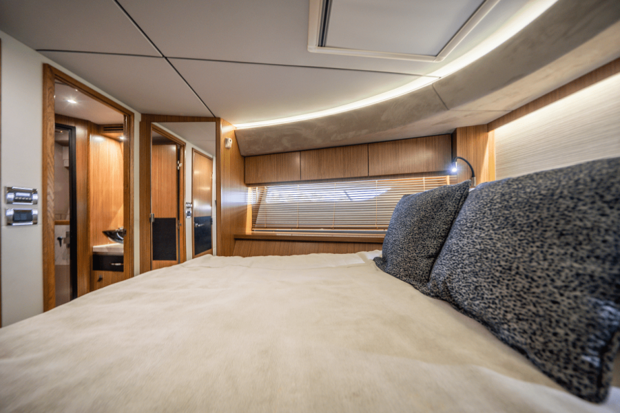 59ft Sea Ray Yacht For Sale