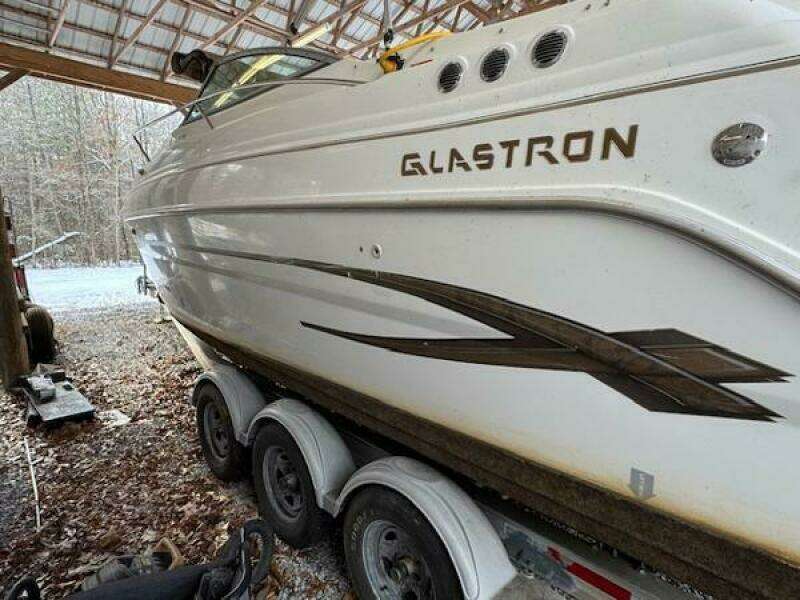 Nauti Dawg 27ft Glastron Yacht For Sale