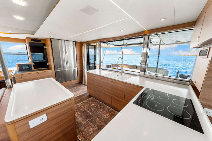 54ft Aquila Yacht For Sale