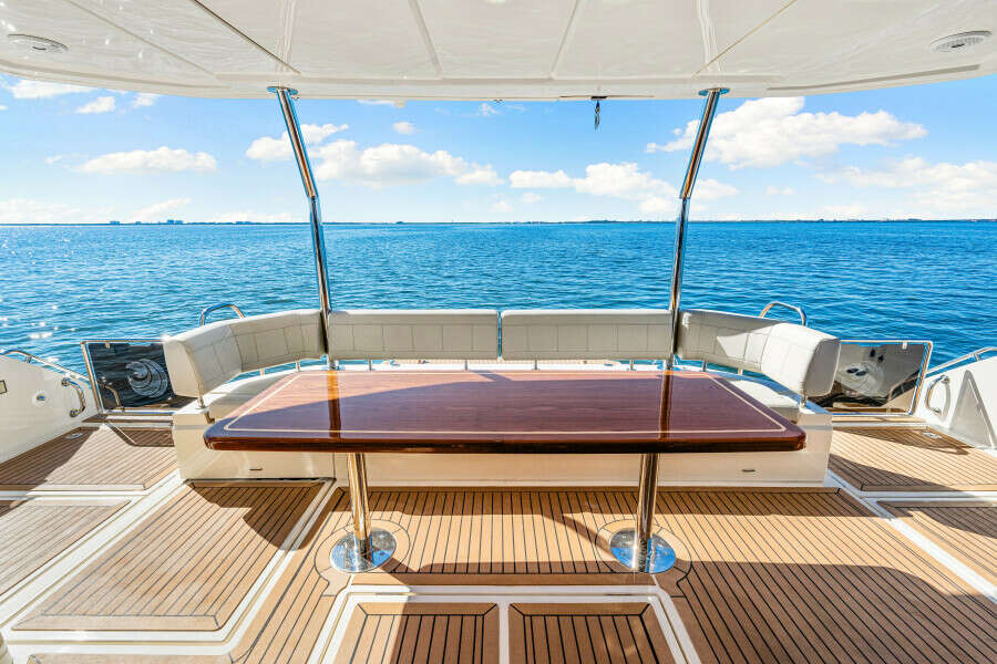 54ft Aquila Yacht For Sale