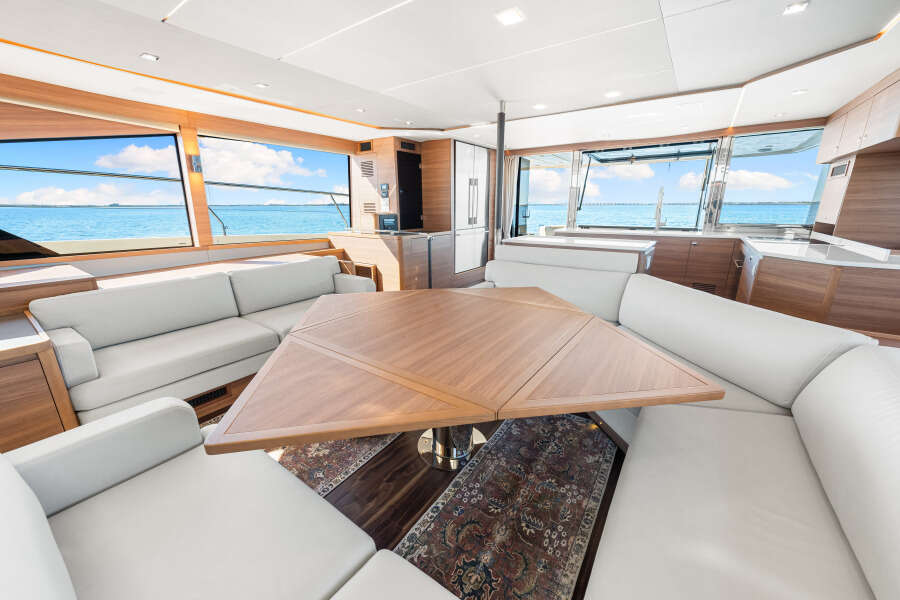 54ft Aquila Yacht For Sale