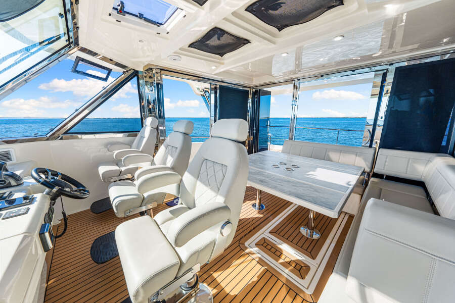 54ft Aquila Yacht For Sale