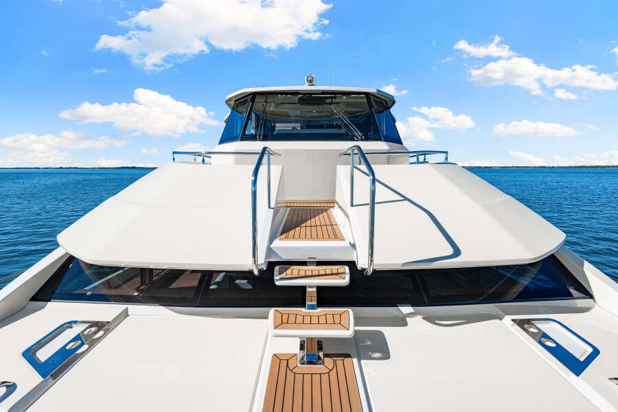 54ft Aquila Yacht For Sale