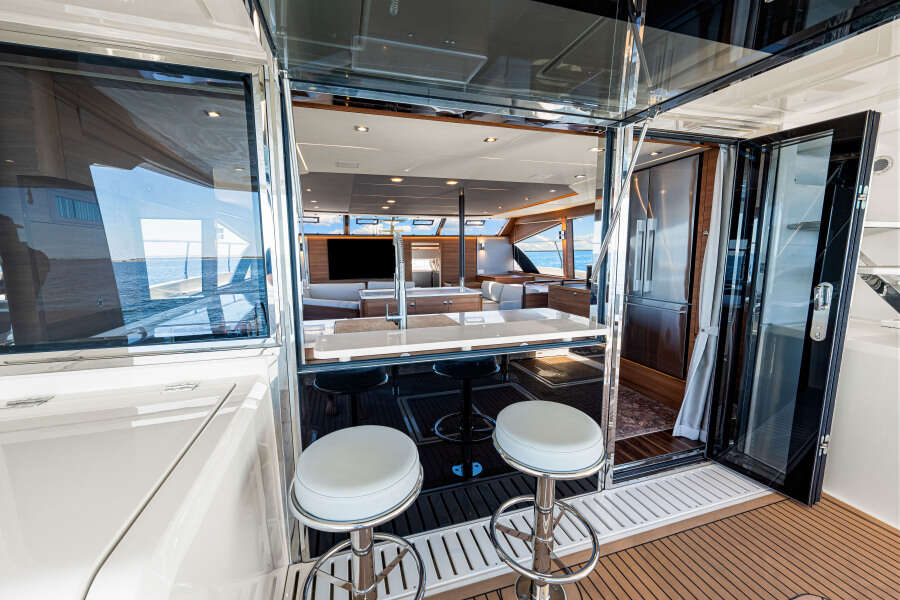 54ft Aquila Yacht For Sale