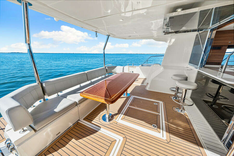 54ft Aquila Yacht For Sale