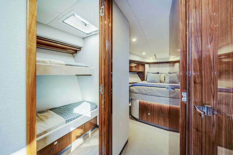 SOMETHING BRUIN 54ft Riviera Yacht For Sale