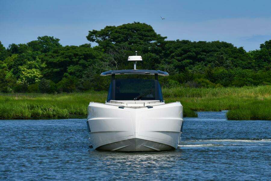 37ft Astondoa Yacht For Sale
