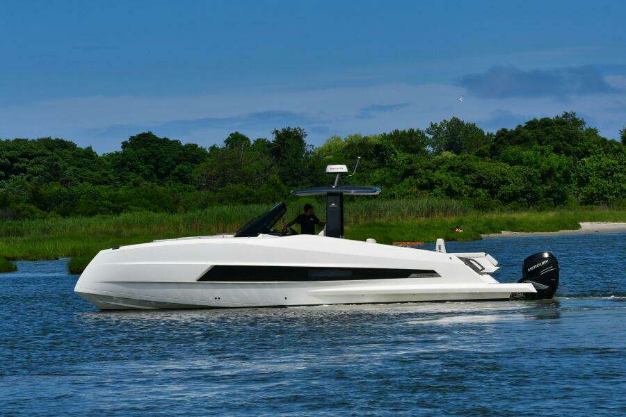 37ft Astondoa Yacht For Sale
