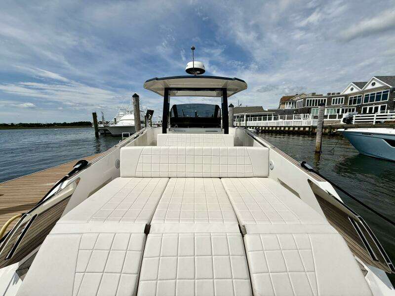 37ft Astondoa Yacht For Sale
