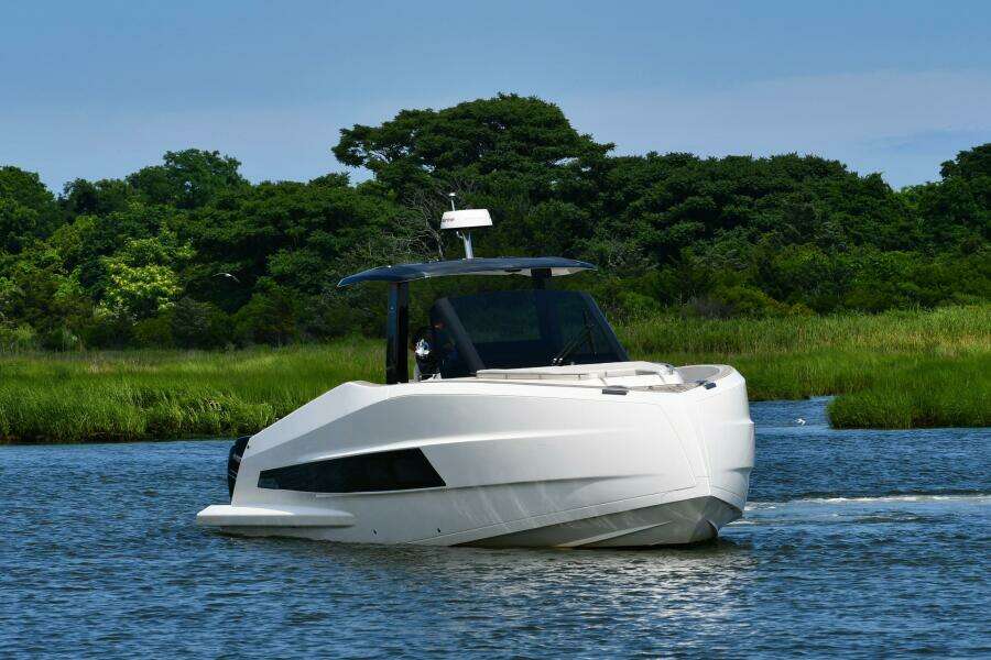 37ft Astondoa Yacht For Sale