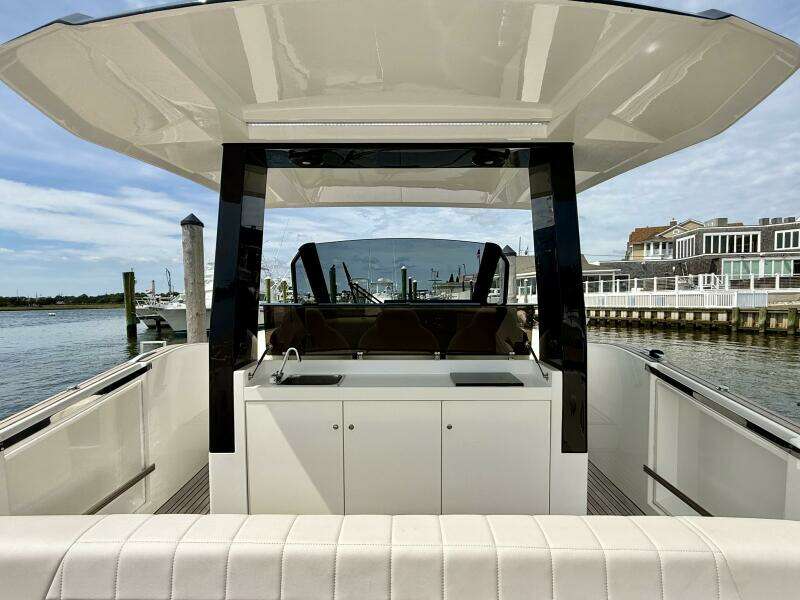 37ft Astondoa Yacht For Sale