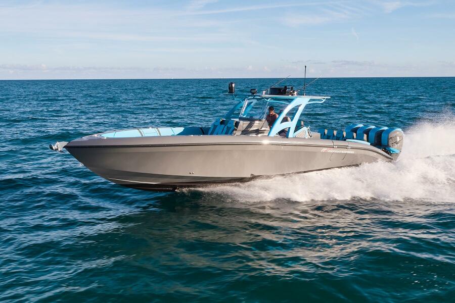 37' 2021 Midnight Express 37 Open