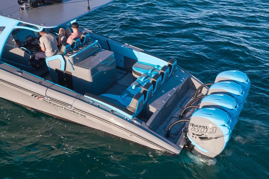 37' 2021 Midnight Express 37 Open