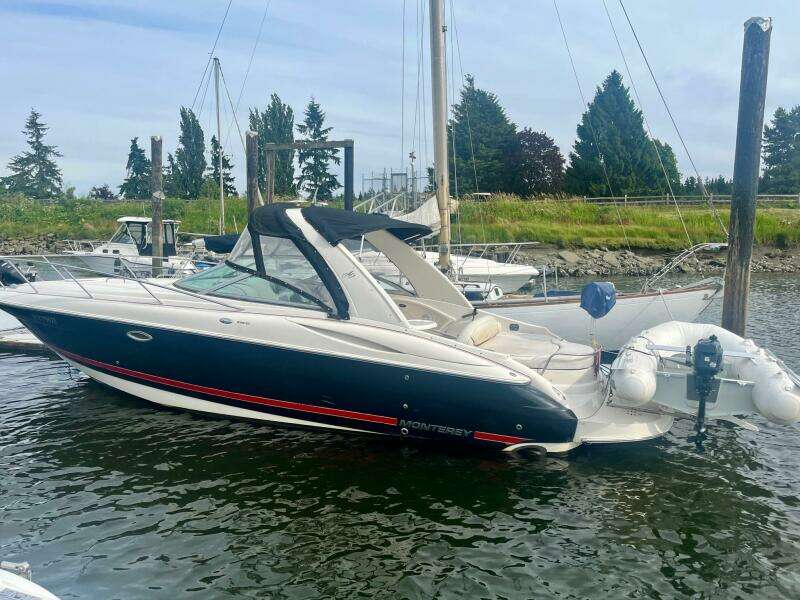 29ft Monterey Yacht For Sale
