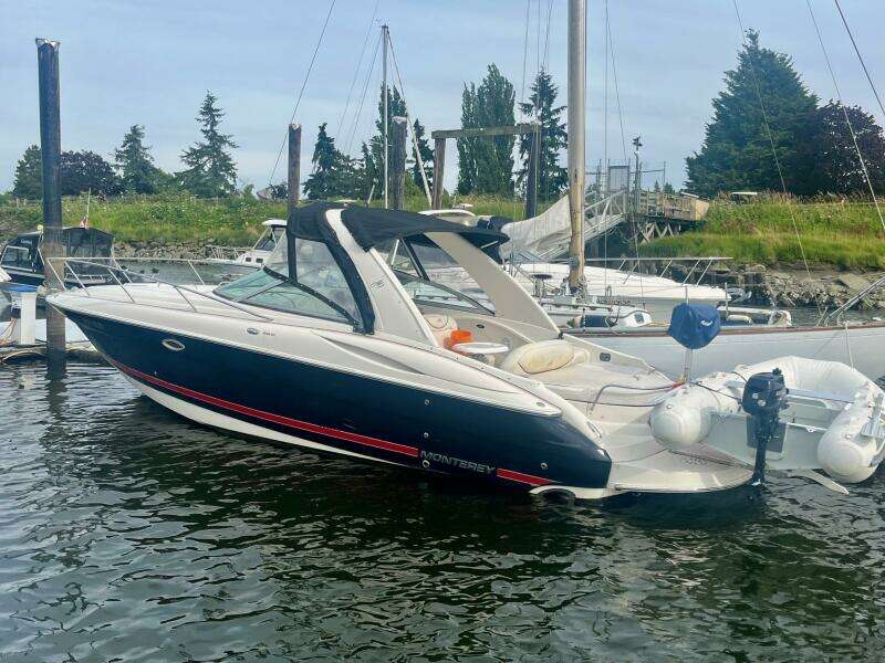 29ft Monterey Yacht For Sale