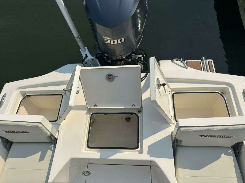 25ft Pathfinder Yacht For Sale