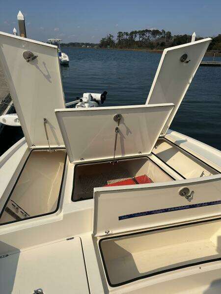 25ft Pathfinder Yacht For Sale