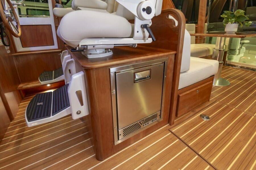 2026 Sabre 43 Salon Express — Ea60be05 F4b3 4897 899c 516d5542d9e7