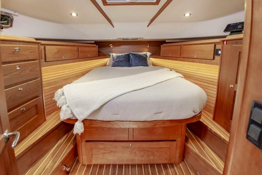 2026 Sabre 43 Salon Express — 1066f01d 2eaf 4506 8f35 58b9c9dfc87c