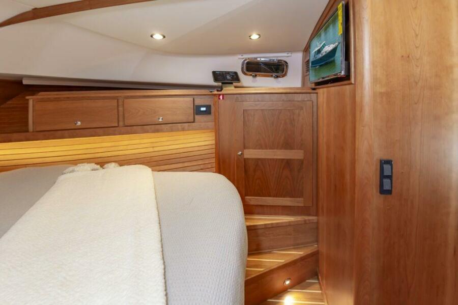 2026 Sabre 43 Salon Express — 525fe649 7342 455e 84f5 8d2d19ab5c88